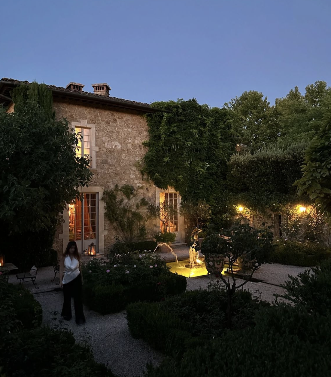 Villas & Maisons Villa luxe Bassin d'Arcachon, maison contemporaine Arcachon, villa avec piscine Andernos, propriété avec jardin paysagé, maison de caractère Bassin d'Arcachon, villa bord de mer, achat maison haut de gamme, villa architecte, maison familiale luxe, propriété avec vue mer, maison rénovée prestige, villa avec terrasse en bois