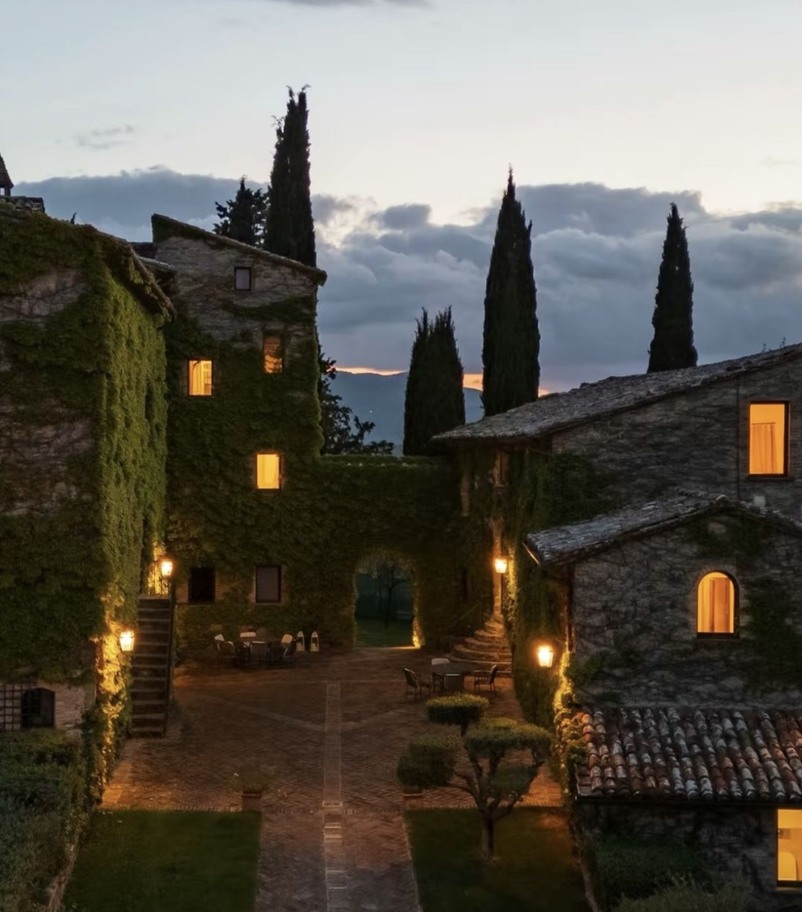 Villas & Maisons Villa luxe Bassin d'Arcachon, maison contemporaine Arcachon, villa avec piscine Andernos, propriété avec jardin paysagé, maison de caractère Bassin d'Arcachon, villa bord de mer, achat maison haut de gamme, villa architecte, maison familiale luxe, propriété avec vue mer, maison rénovée prestige, villa avec terrasse en bois